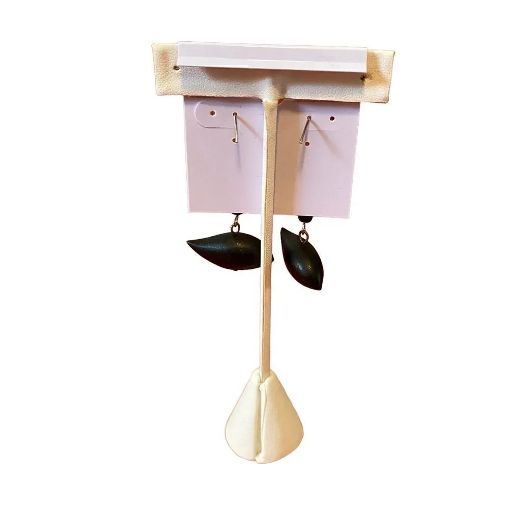Simple Black bird wood earrings on thin silver toned wire. Very pretty